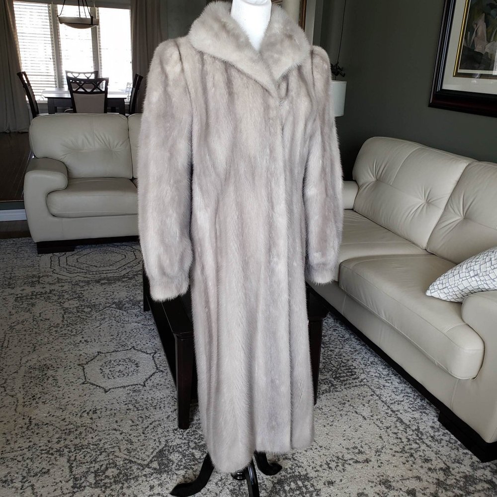 Vintage Full Length Authentic Silver Mink Coat